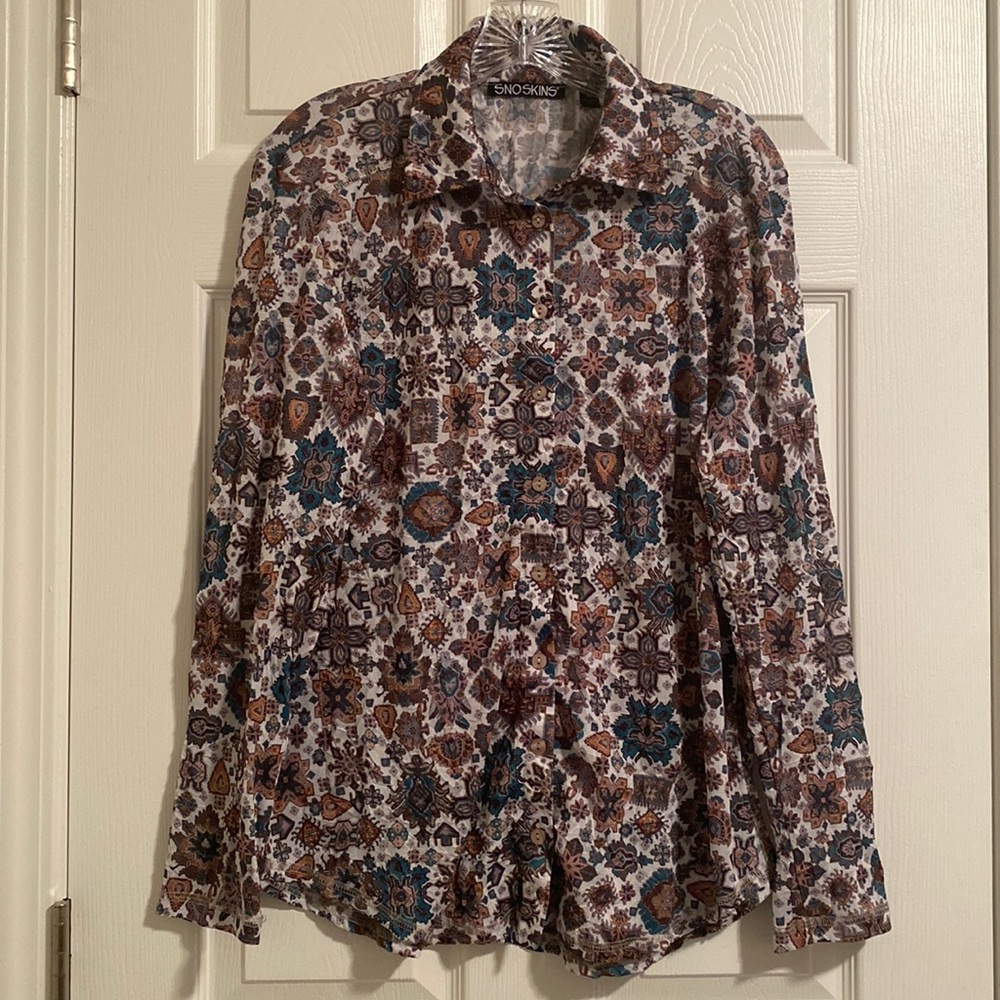 Sno Skins Printed  Button Shirt  Size M - Picture 2 of 8